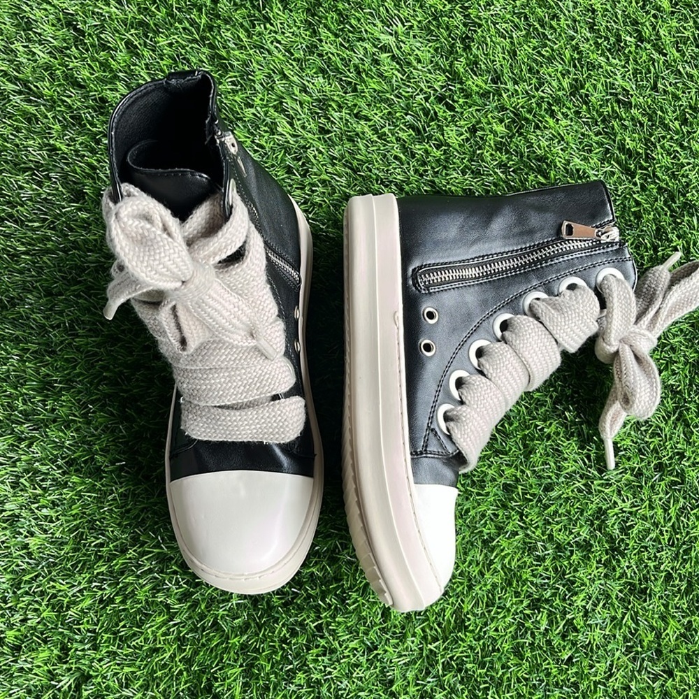 Black & White High Top Sneakers with Jumbo Laces size 5.5 women’s